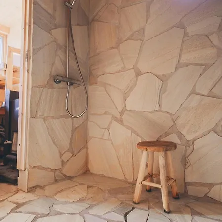 Hideout Jaekaelae فيلة