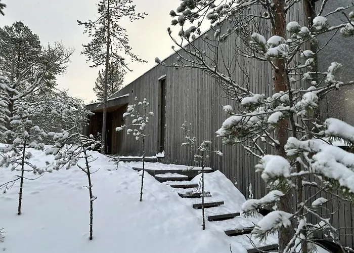 Hideout Jaekaelae Villa *